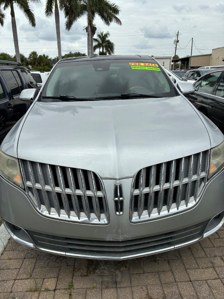 2010 Lincoln MKT